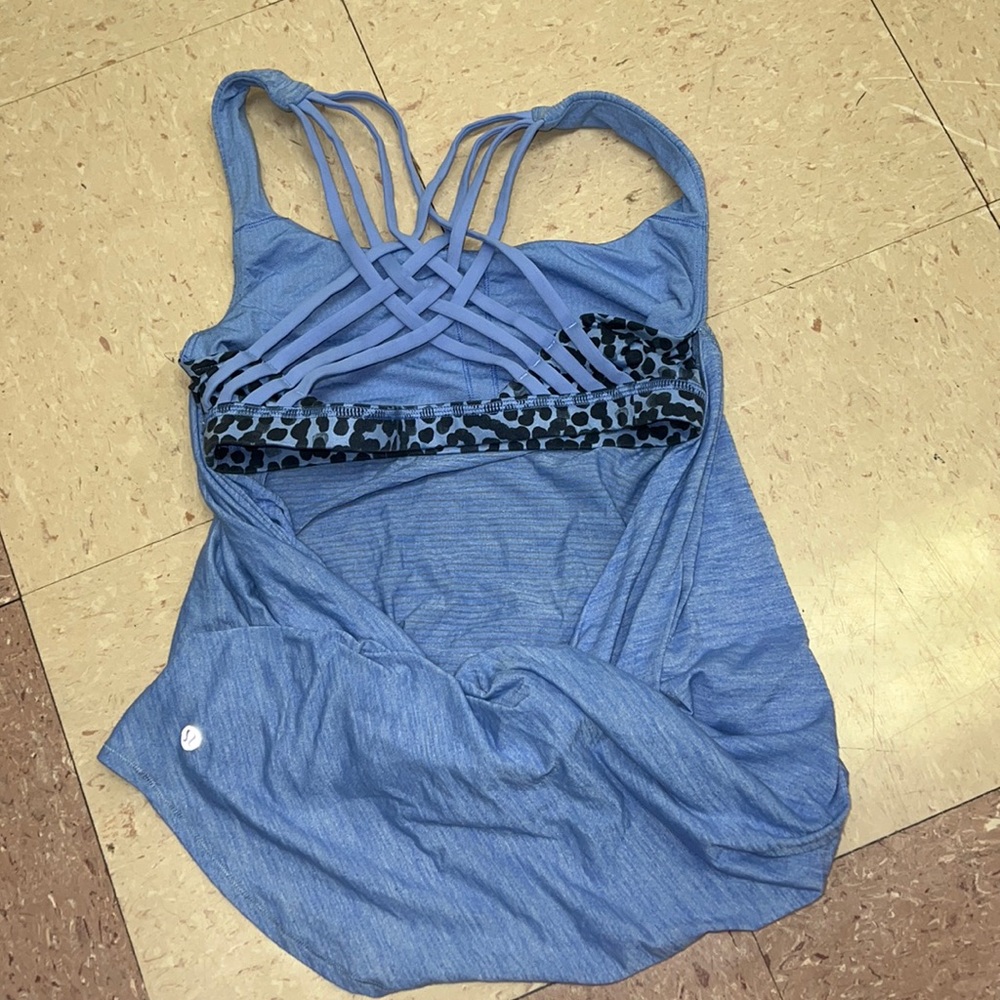 Lululemon tank